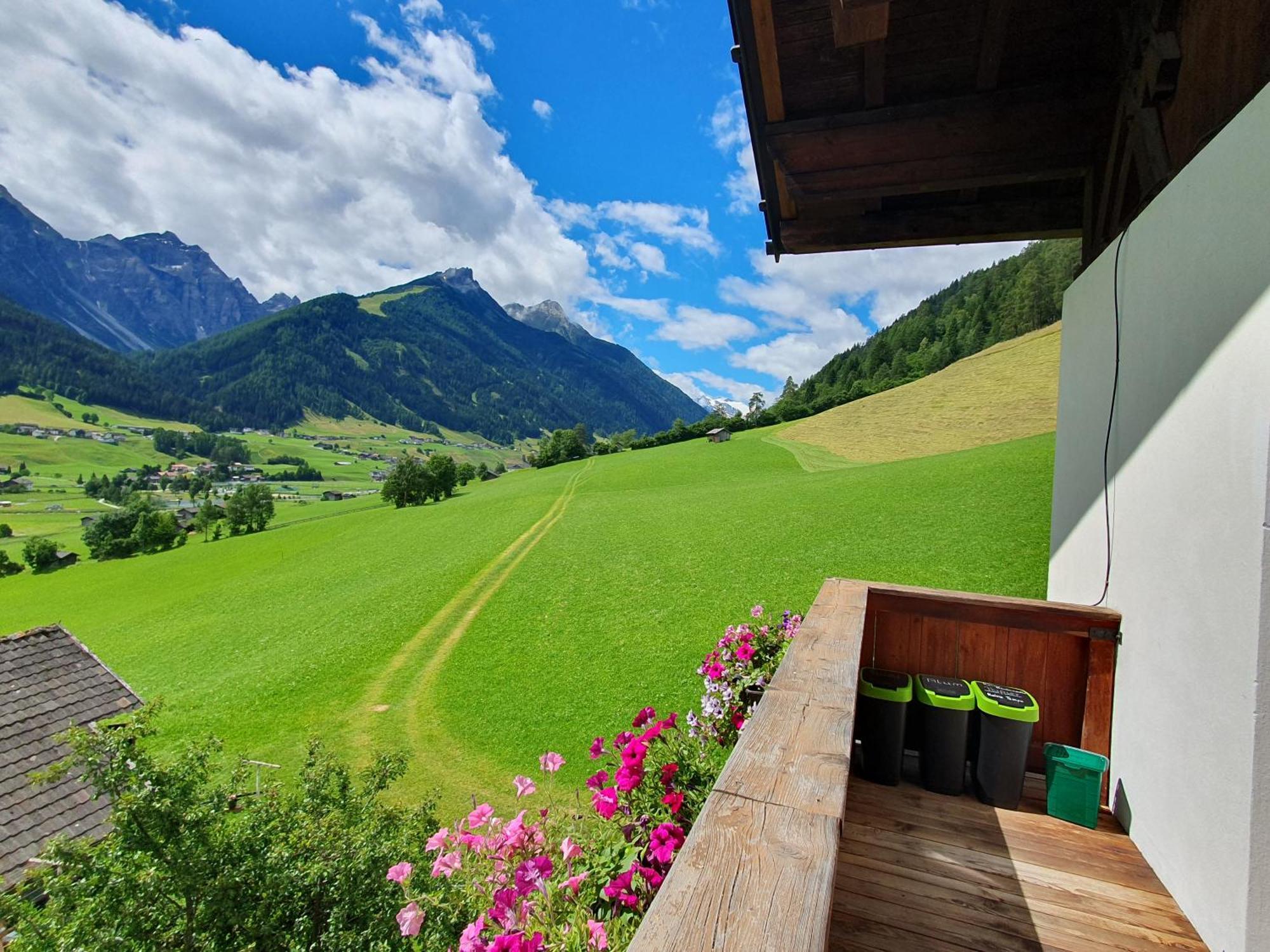 Villa Omesbergerhof Neustift im Stubaital Esterno foto